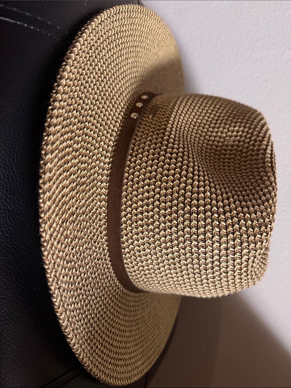 Women’s Tan Straw Sun Hat with Brown Trim